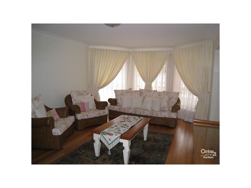 1 Lynton Green, West Pennant Hills NSW 2125