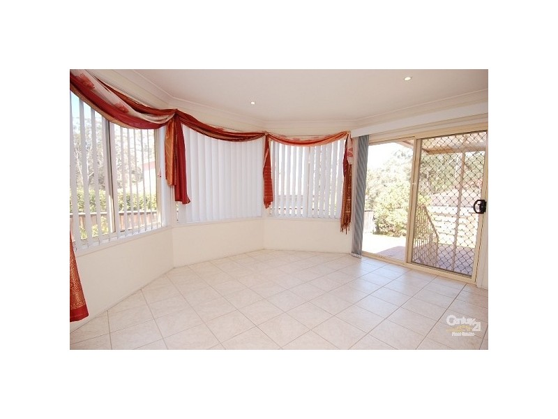1 Lynton Green, West Pennant Hills NSW 2125
