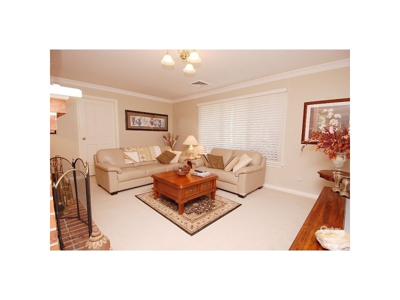 2 Cannan Close, Cherrybrook NSW 2126