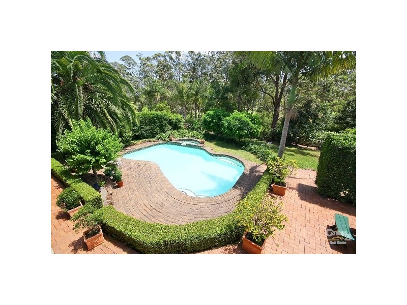 16 Leigh Place, West Pennant Hills NSW 2125