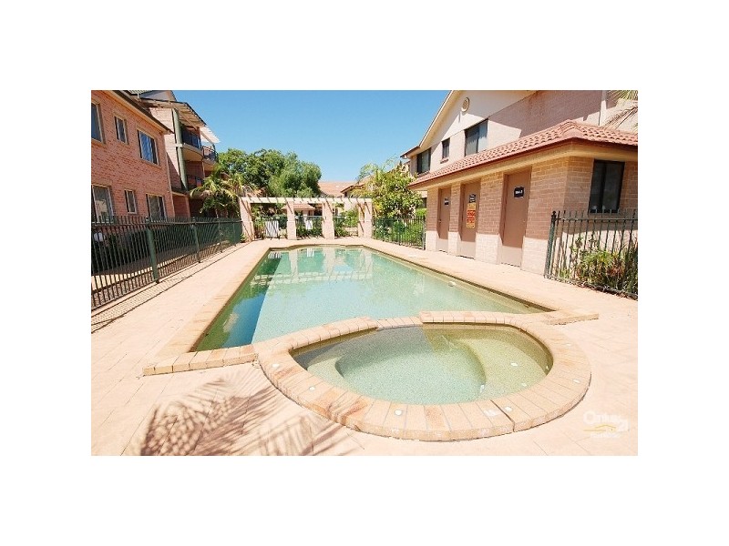 9/1 Cheriton Avenue, Castle Hill NSW 2154