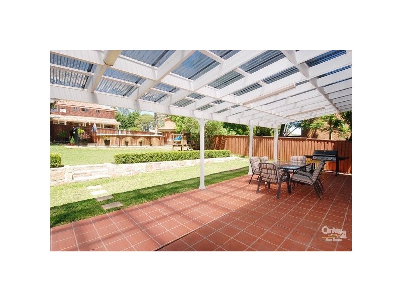 7 Forester Cr, Cherrybrook NSW 2126