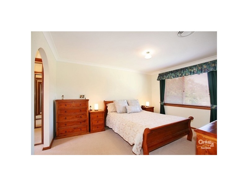 7 Forester Cr, Cherrybrook NSW 2126