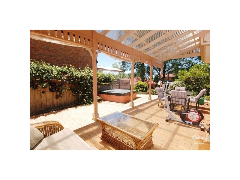 17B Franklin Rd, Cherrybrook NSW 2126