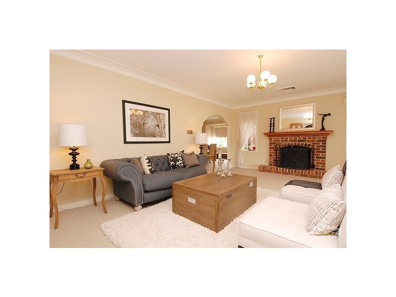 17 Sanctuary Point Rd, West Pennant Hills NSW 2125
