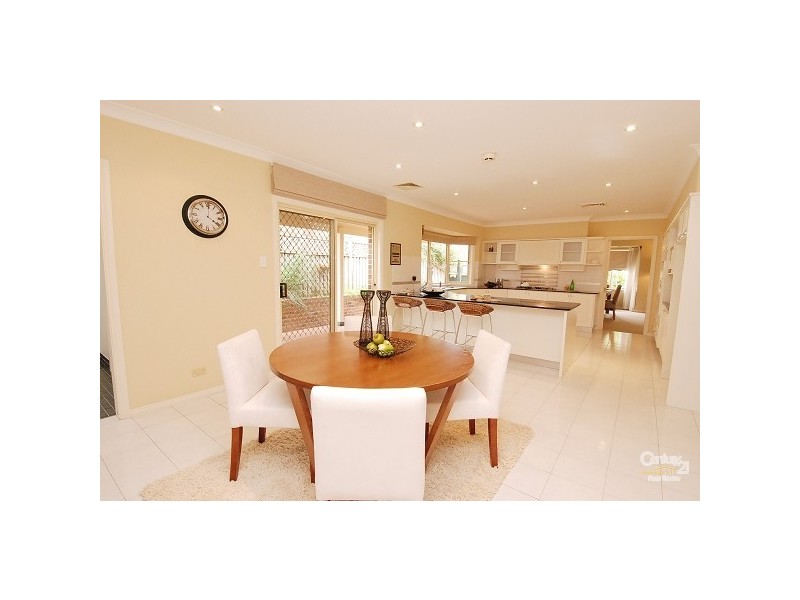17 Sanctuary Point Rd, West Pennant Hills NSW 2125