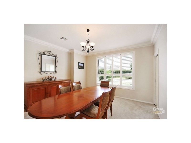 10 Glenview Close, Bella Vista NSW 2153