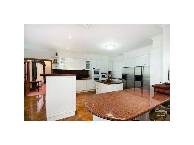 5-7 Penderlea Dr, West Pennant Hills NSW 2125