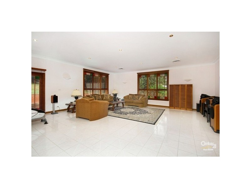 5-7 Penderlea Dr, West Pennant Hills NSW 2125