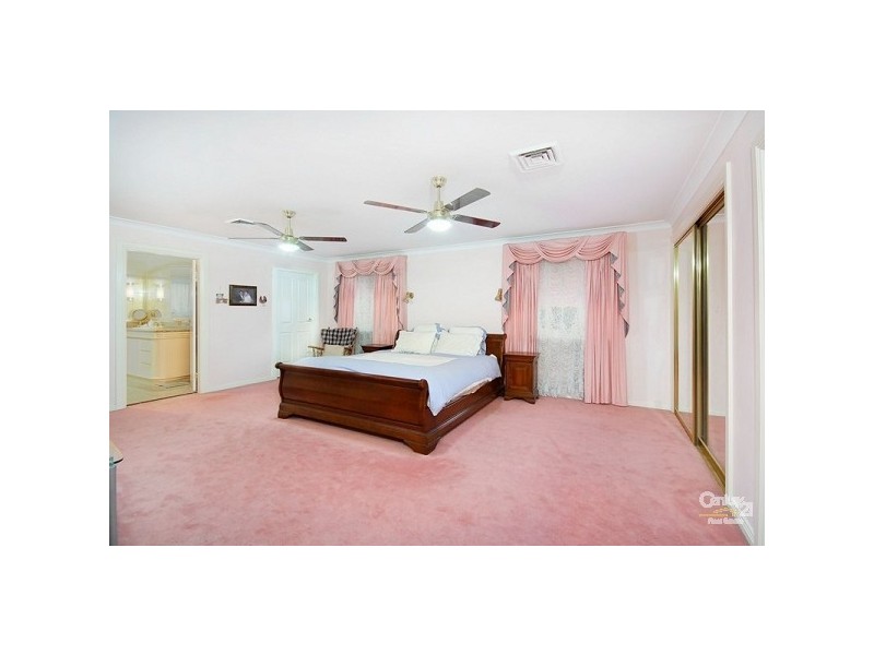 5-7 Penderlea Dr, West Pennant Hills NSW 2125