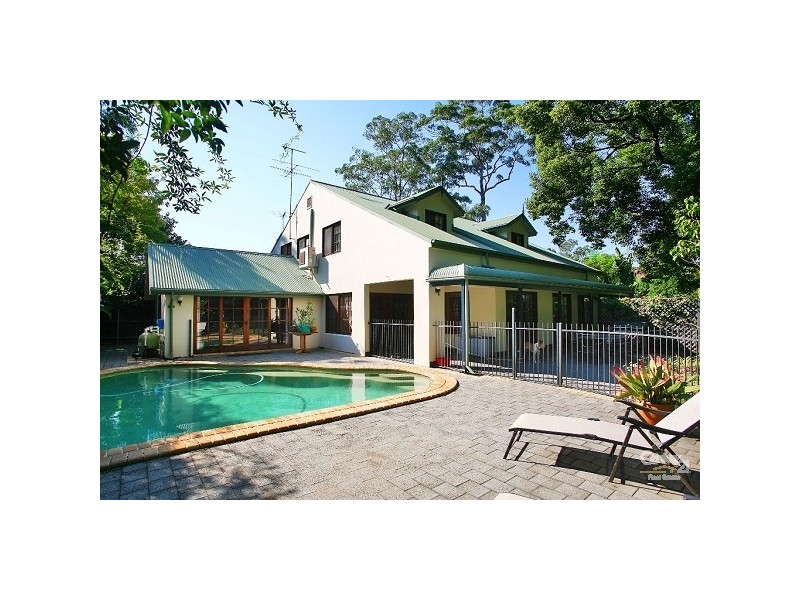 18 Timberline Ave, West Pennant Hills NSW 2125