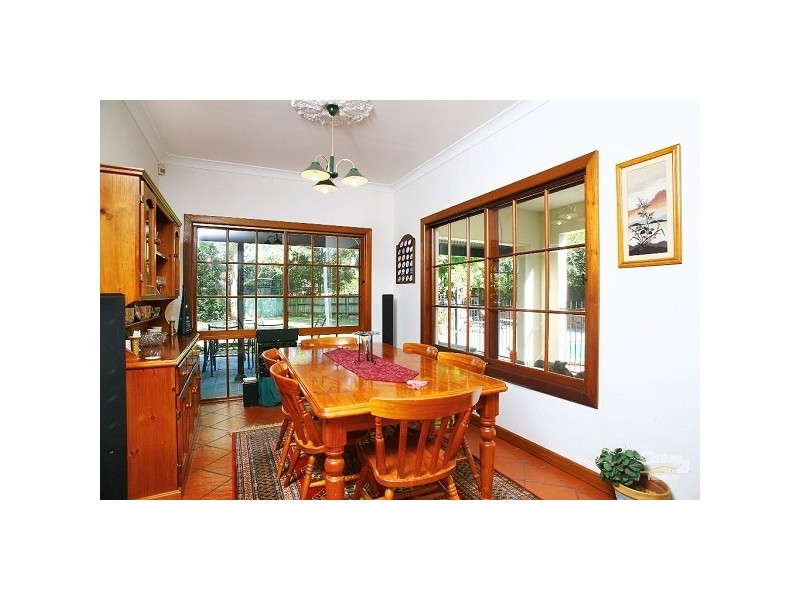 18 Timberline Ave, West Pennant Hills NSW 2125