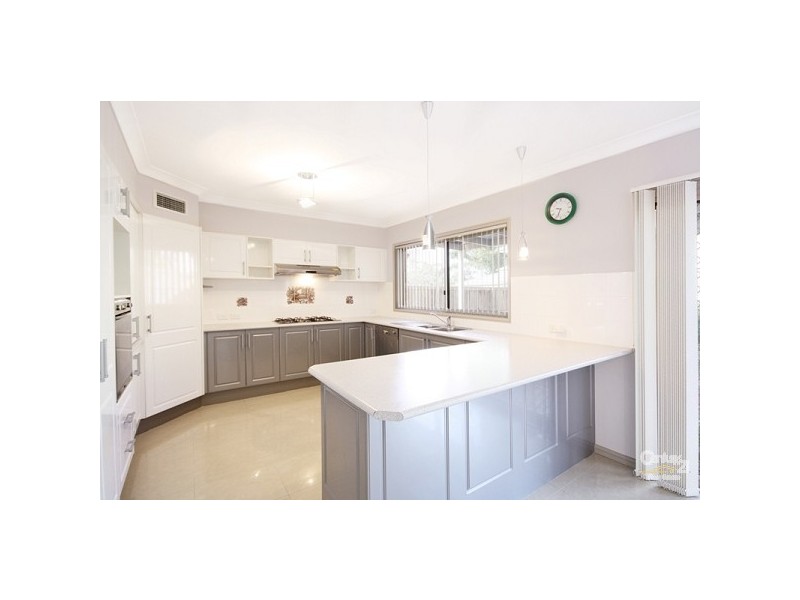 20 Woodstream Cr, Kellyville NSW 2155