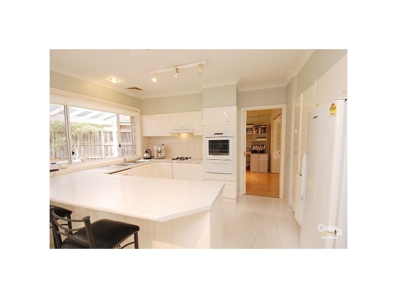 6 Tawmii Place, Castle Hill NSW 2154