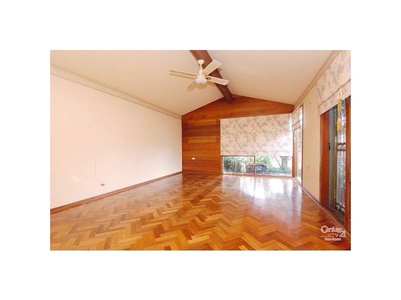 10 Cedarwood Drive, Cherrybrook NSW 2126