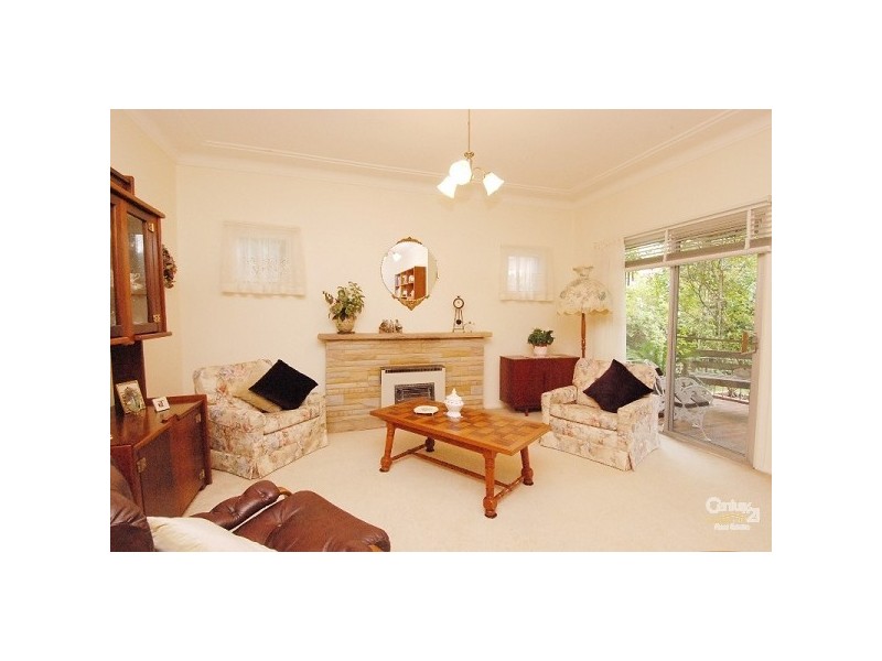 15 Bishop Ave, West Pennant Hills NSW 2125