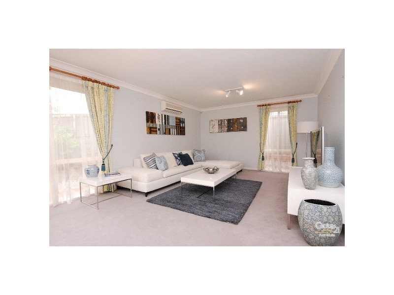10 Dunkeld Place, Dural NSW 2158
