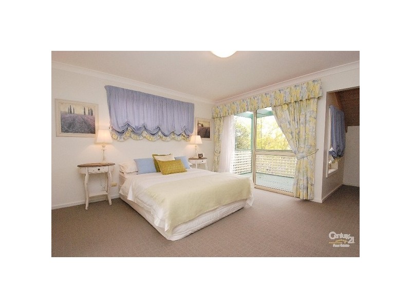 10 Dunkeld Place, Dural NSW 2158