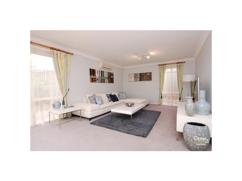 10 Dunkeld Place, Dural NSW 2158