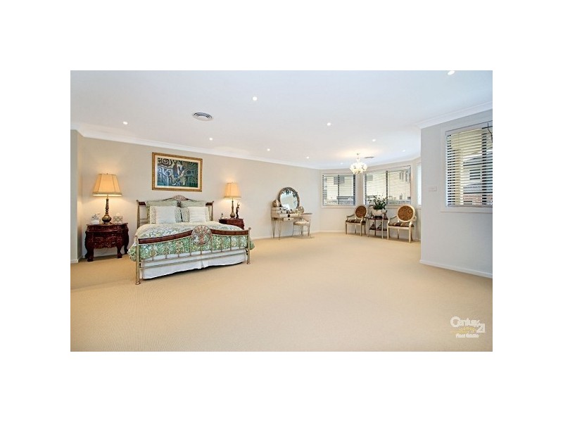 72 St Pauls Avenue, Castle Hill NSW 2154