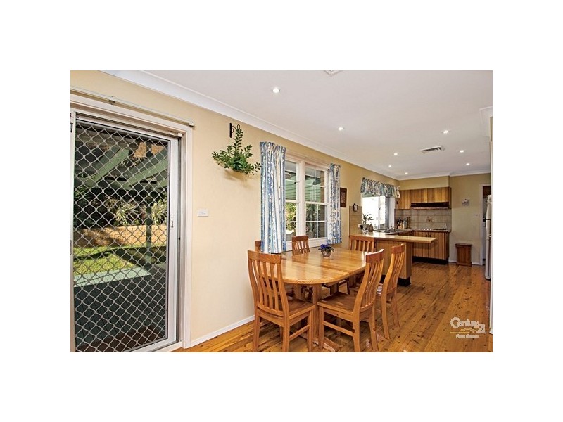 6 Hillside Place, West Pennant Hills NSW 2125