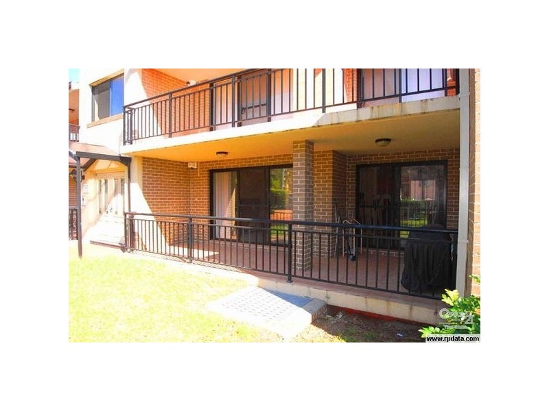 5/49 Dobson Crecent, Castle Hill NSW 2154