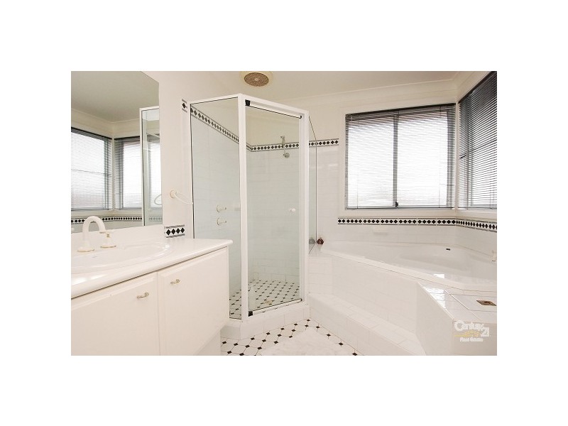 6 Tawmii Place, Castle Hill NSW 2154