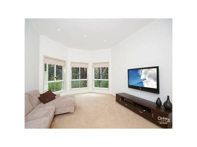 40 Gray Spence Crescent, West Pennant Hills NSW 2125