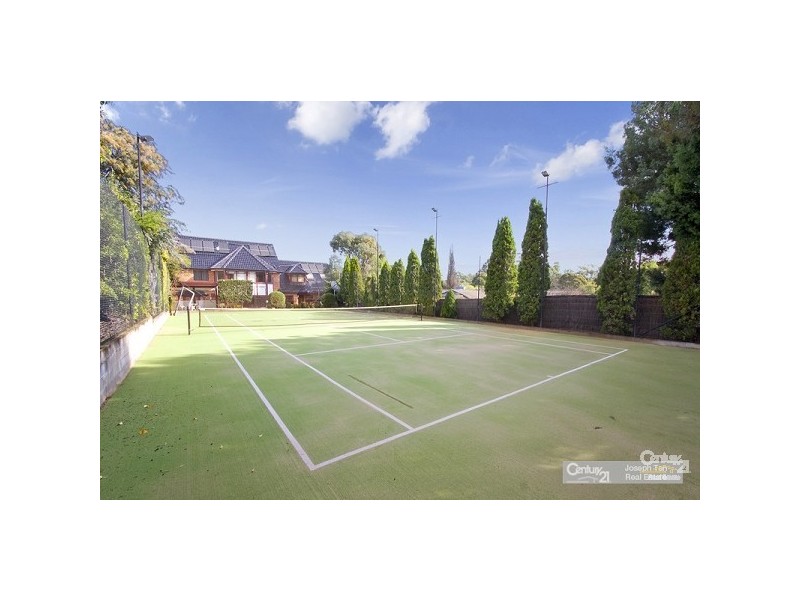 19 Penderlea Drive, West Pennant Hills NSW 2125