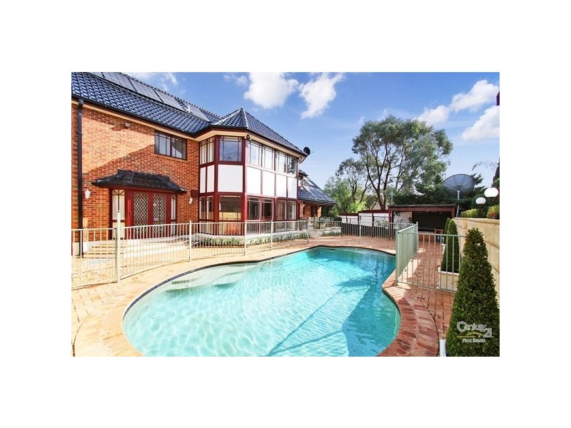 19 Penderlea Drive, West Pennant Hills NSW 2125