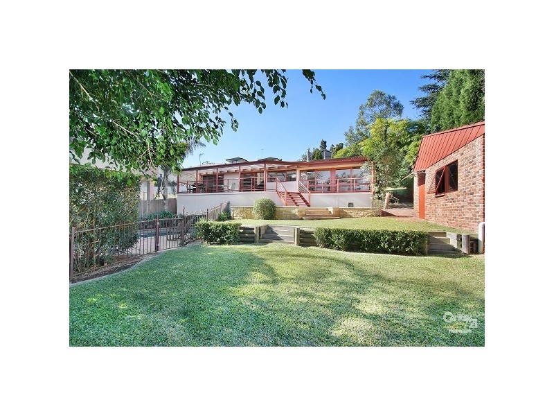 8 Glenvale Close, West Pennant Hills NSW 2125