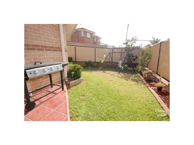 1/28 White Friars Way, Winston Hills NSW 2153