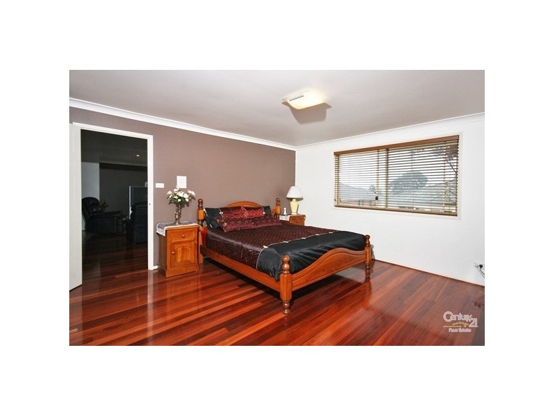 10 Bordeaux Crescent, Castle Hill NSW 2154