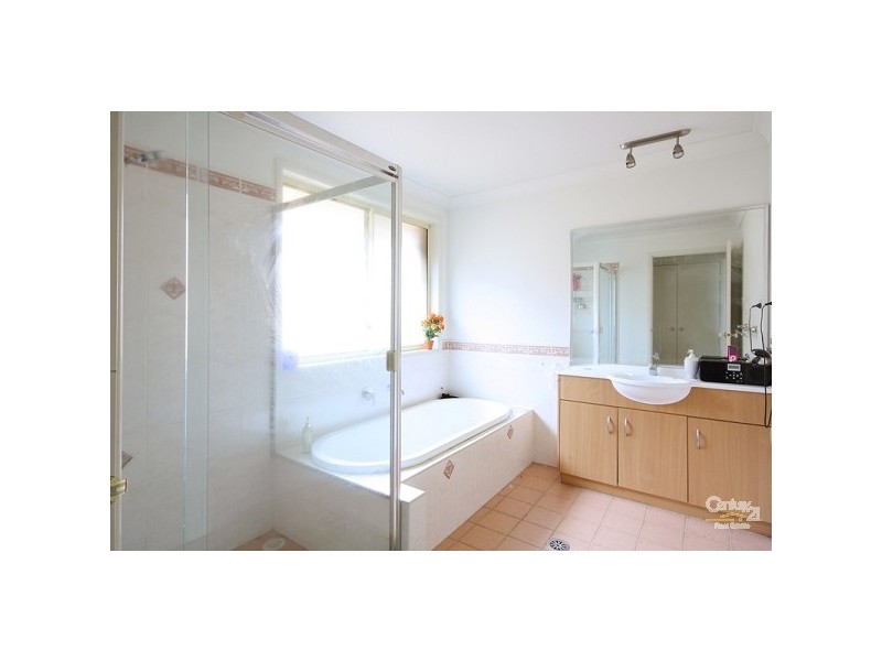 10 Bordeaux Crescent, Castle Hill NSW 2154