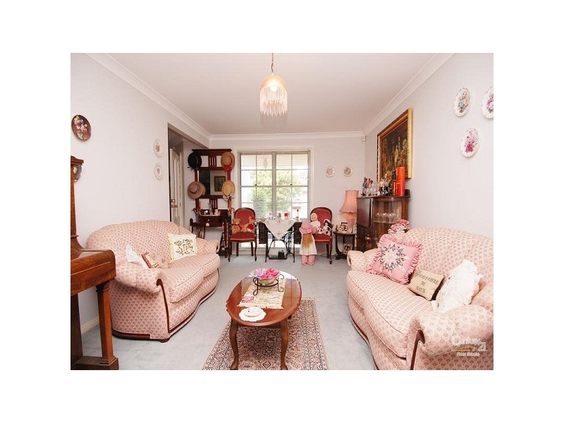 13 Fernbrook Place, Castle Hill NSW 2154