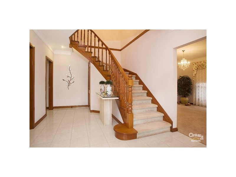 16 Cairngorm Avenue, Glenhaven NSW 2156