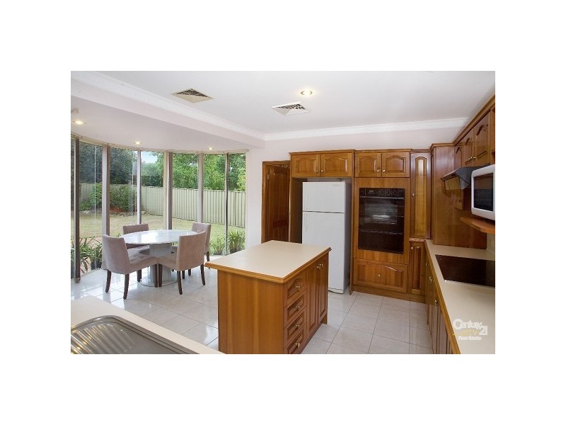 16 Cairngorm Avenue, Glenhaven NSW 2156