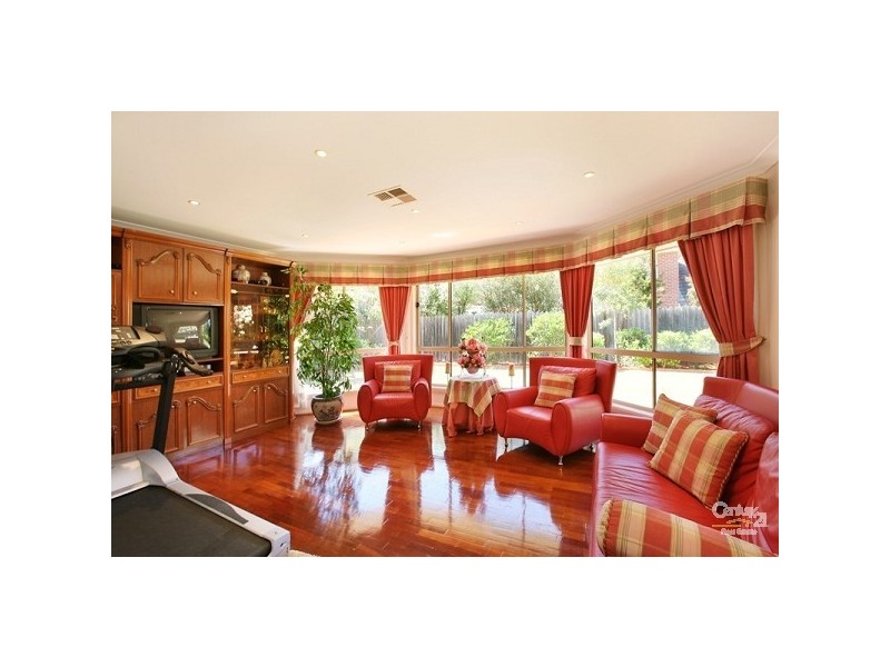 30 The Glade, West Pennant Hills NSW 2125