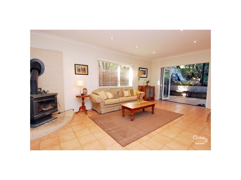 12 Larchmont Place, West Pennant Hills NSW 2125