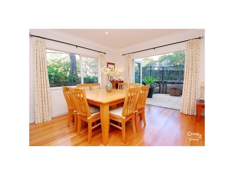 12 Larchmont Place, West Pennant Hills NSW 2125