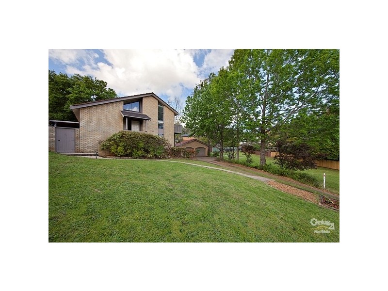 4 Larchmont Place, West Pennant Hills NSW 2125