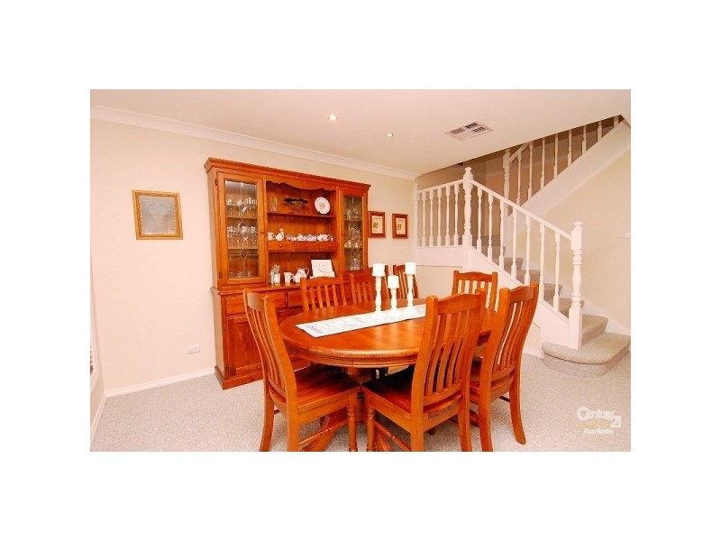 17A Oakhill Drive, Castle Hill NSW 2154