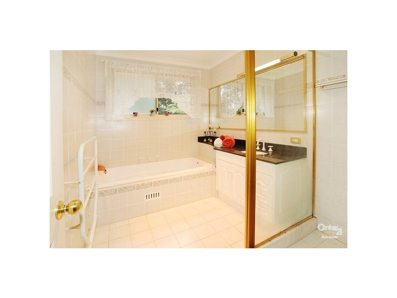 31 Kambah Place, West Pennant Hills NSW 2125