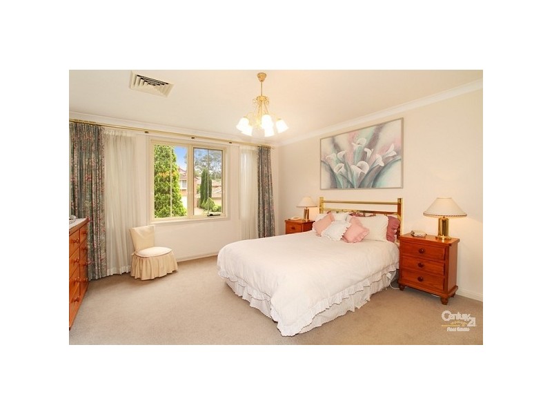 31 Kambah Place, West Pennant Hills NSW 2125