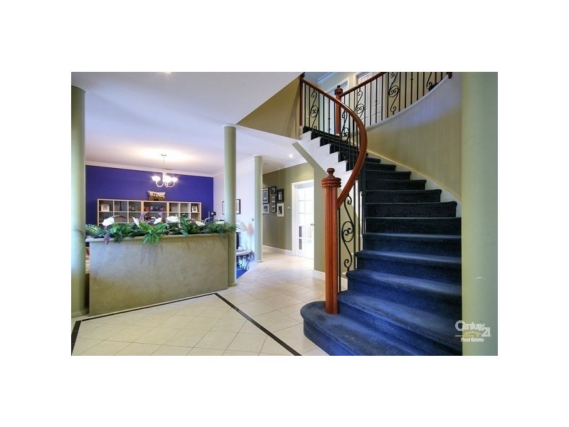 26 Kambah Place, West Pennant Hills NSW 2125