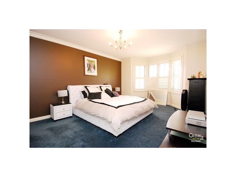 26 Kambah Place, West Pennant Hills NSW 2125