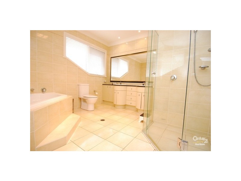 20 Kambah Place, West Pennant Hills NSW 2125
