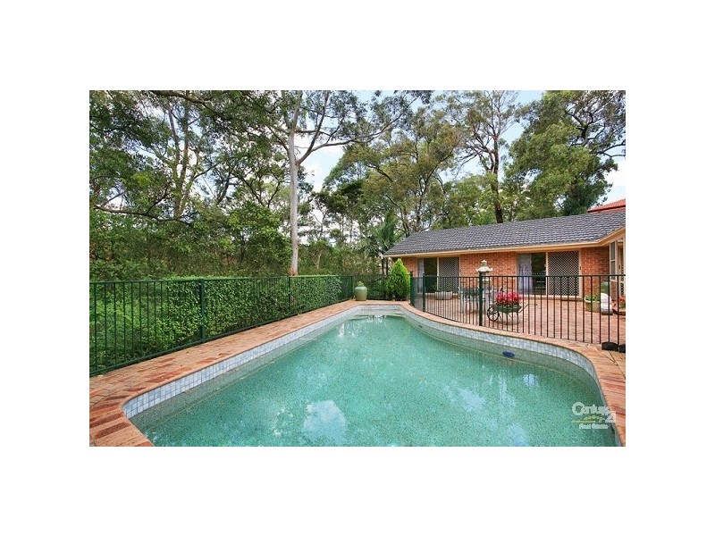 8 Woodlark Place, Castle Hill NSW 2154