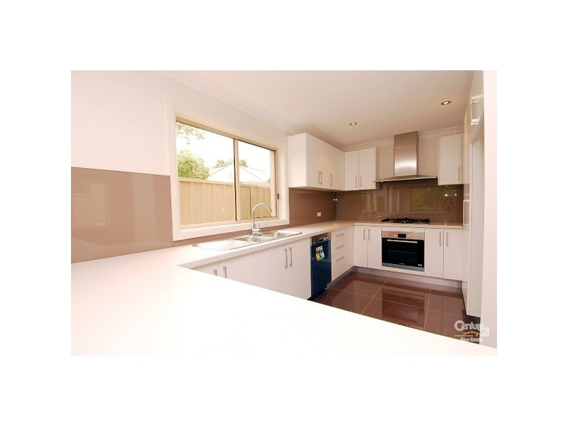 18 Pogson Drive, Cherrybrook NSW 2126