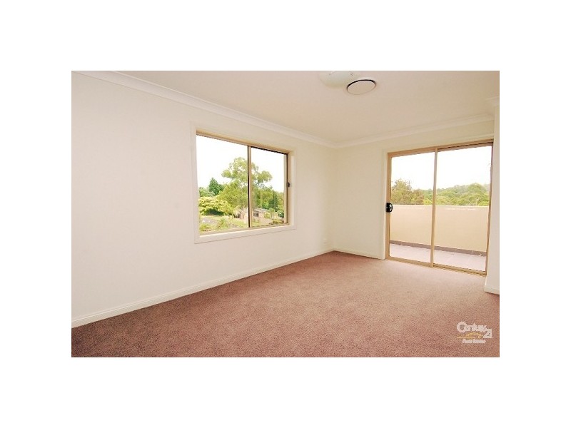 18 Pogson Drive, Cherrybrook NSW 2126